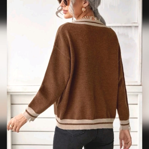 ⏰️3/$10 M/M Shein marron V neck sweater - Picture 2 of 7